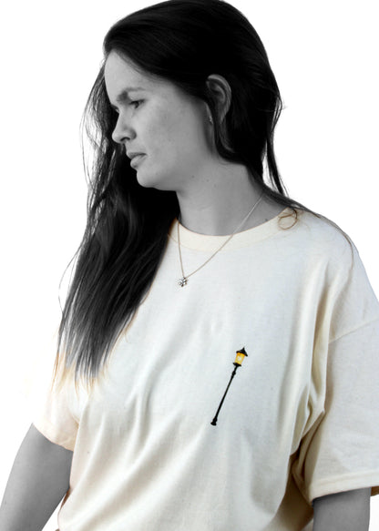 t-shirt_neutral_streetlight